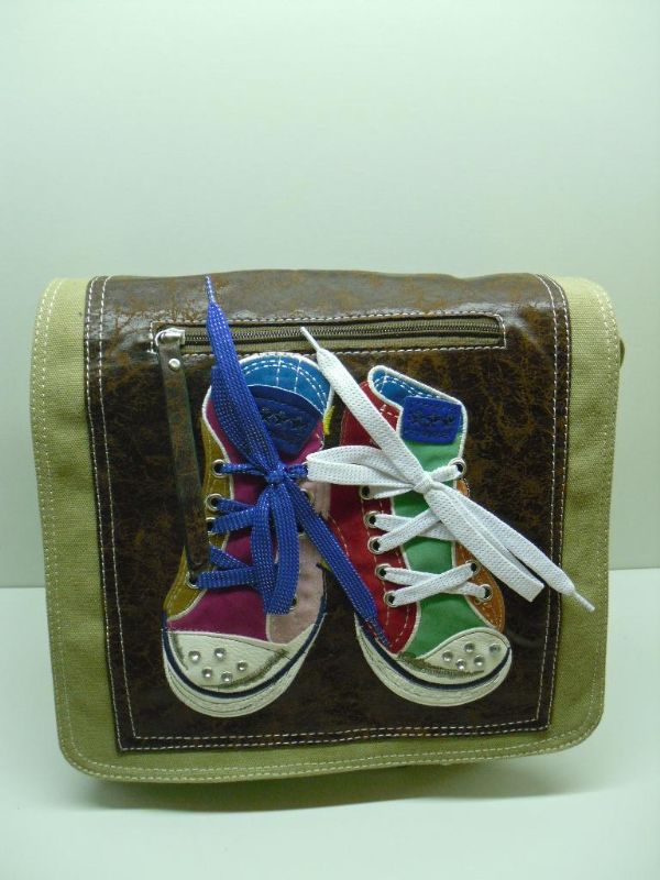 Shoestring Canvas Shoulder Messenger Bag